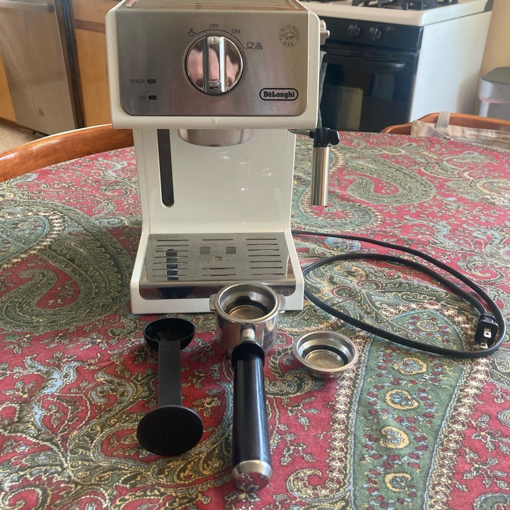 DeLonghi White and Silver Espresso machine